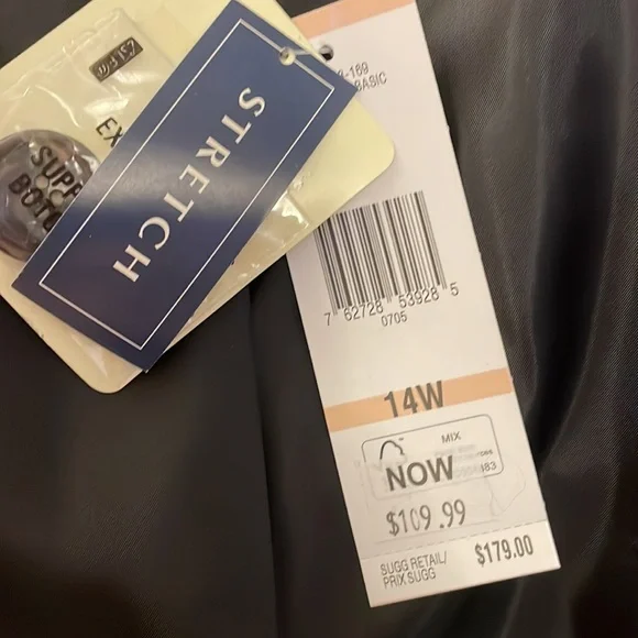 Jones New York Stretch velvet lined blazer - Picture 9 of 9